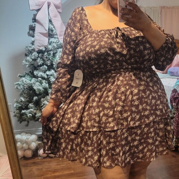 Arula tier dress - Picture 1 of 3